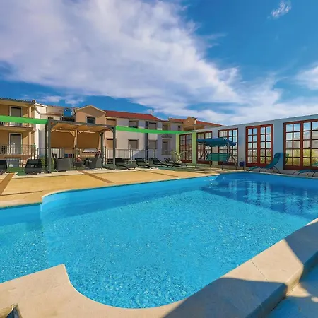 Lejlighed One-bedroom In Okrug Gornji *