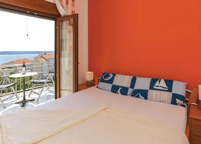 One-bedroom In Okrug Gornji