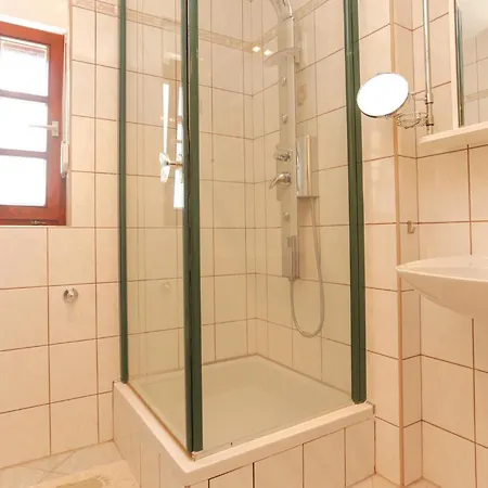 Apartman One-bedroom In Okrug Gornji Trogir