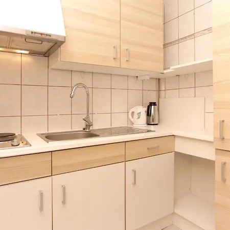 Gorgeous In Okrug Gornji With Kitchen * Trogir
